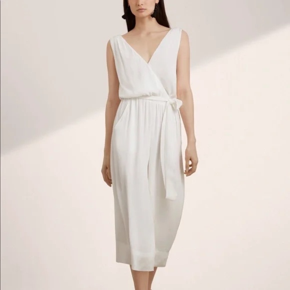 LIKE NEW Grey Babaton Jumpsuit